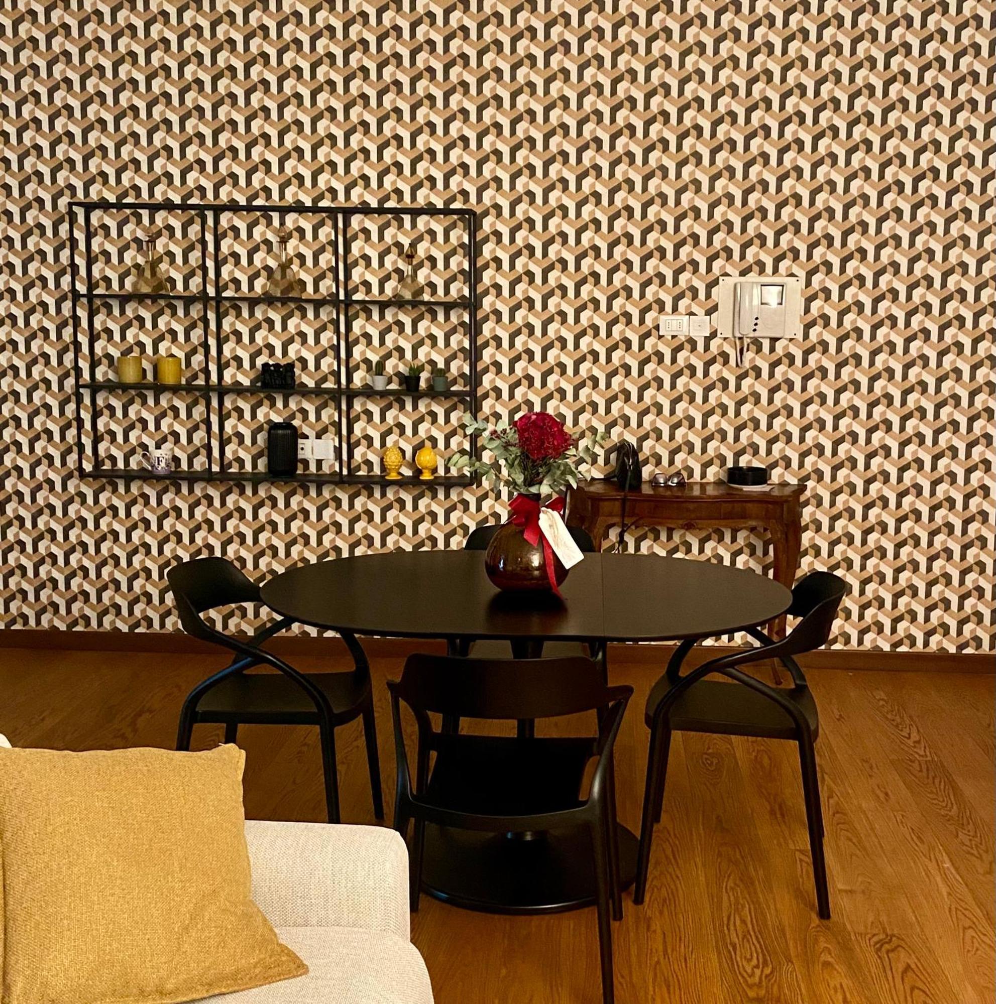 Apartament Mestre *